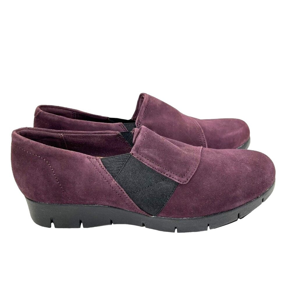 CLARKS ARTISAN WOMENS BRUSHED LEATHER SHOES Purple Suede Slip on Size 7.5